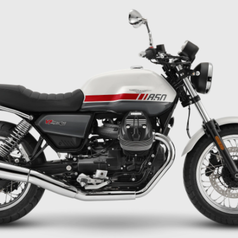 MOTO GUZZI V7